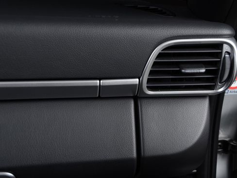 Used 2010 Porsche 911 Carrera S image 40