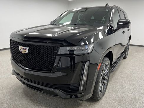 Used 2023 Cadillac Escalade Sport image 5