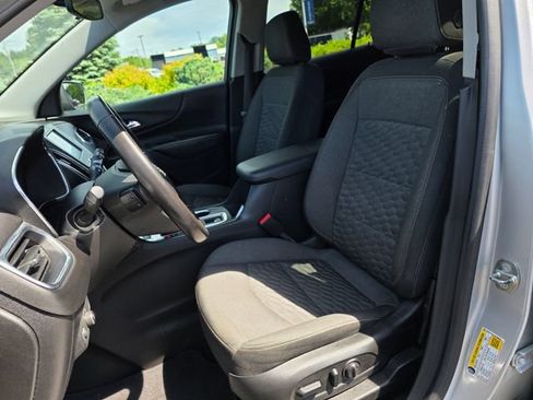 Used 2018 Chevrolet Equinox LT AWD/4WD image 12