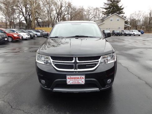 Used 2012 Dodge Journey SXT image 2
