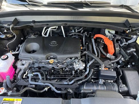 Used 2025 Toyota Grand Highlander AWD Hybrid image 20