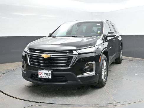 Used 2023 Chevrolet Traverse LT AWD/4WD image 5