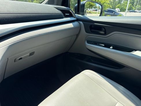 Used 2019 Honda Odyssey EX-L image 17