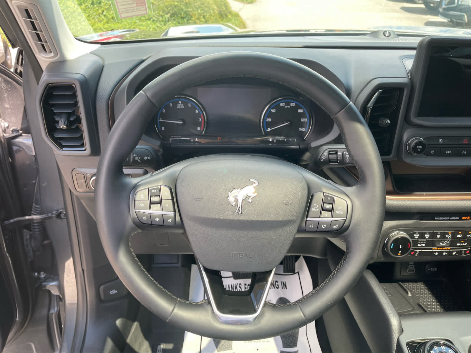 Used 2024 Ford Bronco Sport Outer Banks w/ Tech Package AWD/4WD image 16