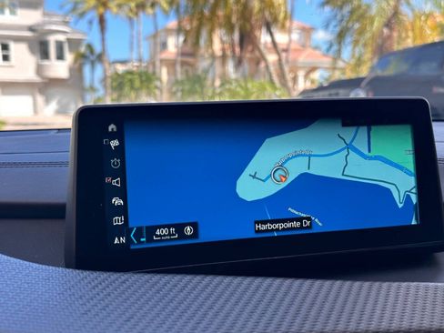 Used 2019 BMW i8 Roadster AWD/4WD image 15