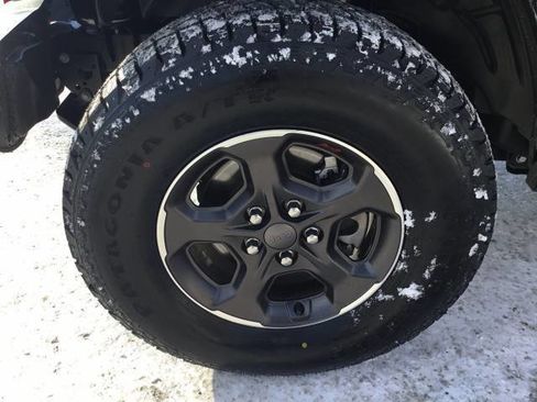 Used 2021 Jeep Gladiator Rubicon image 9