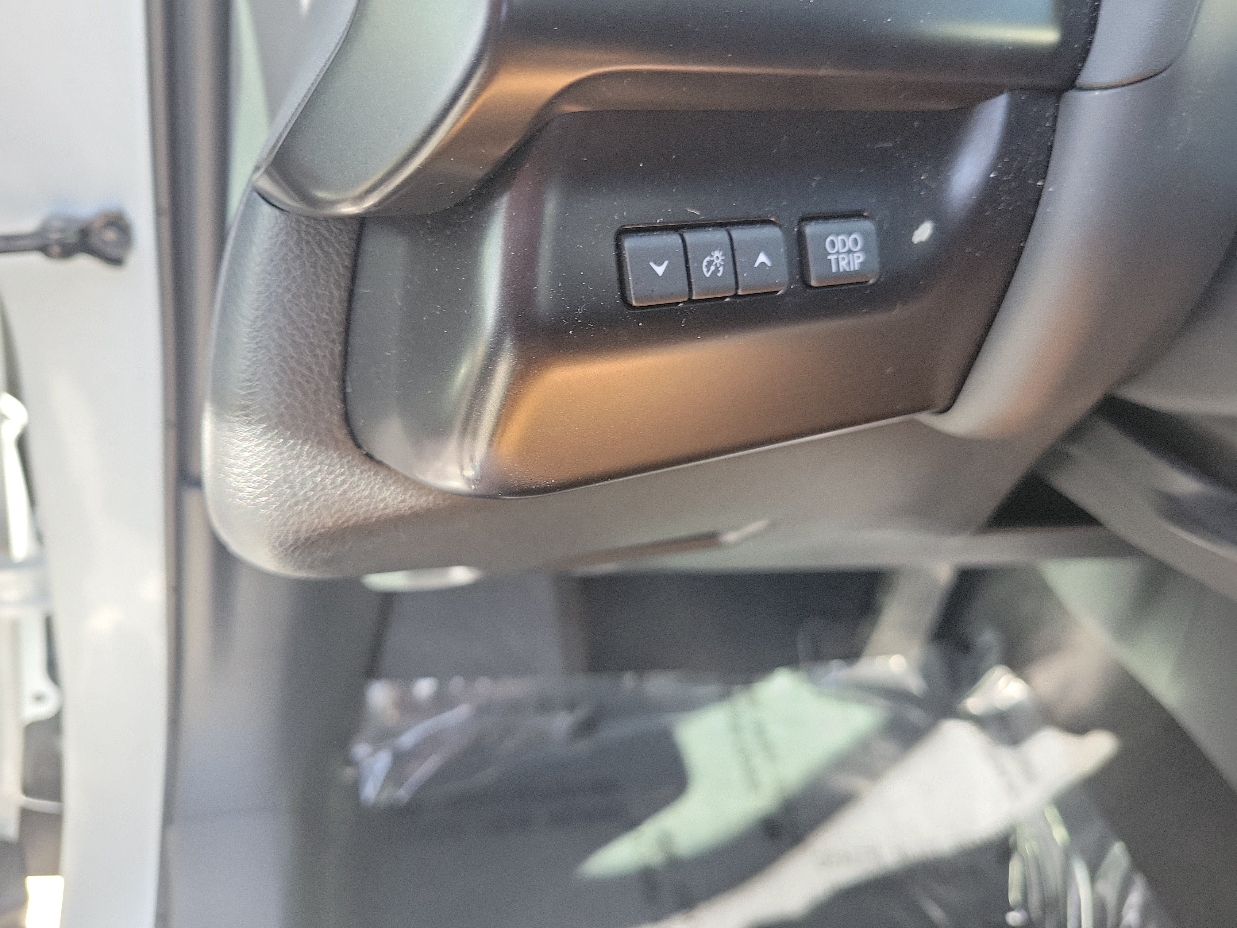 Used 2025 Lexus UX 300h FWD w/ Accessory Package (Z1) image 24