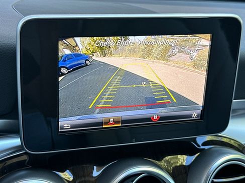 Used 2017 Mercedes-Benz C 300 Sedan image 20