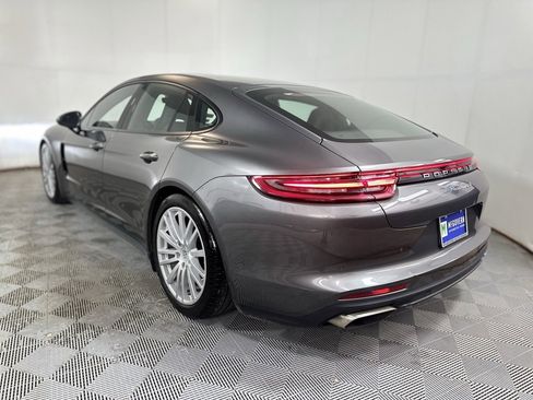 Used 2017 Porsche Panamera 4 image 4
