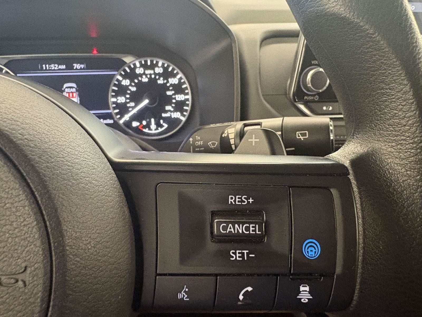 Used 2024 Nissan Rogue SV AWD/4WD image 28