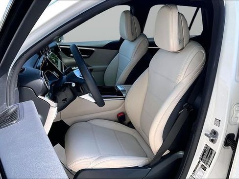 Certified 2026 Mercedes-Benz GLC 300 4MATIC image 24