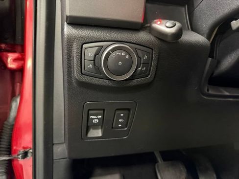 Used 2020 Ford F150 XLT w/ Equipment Group 302A Luxury AWD/4WD image 16