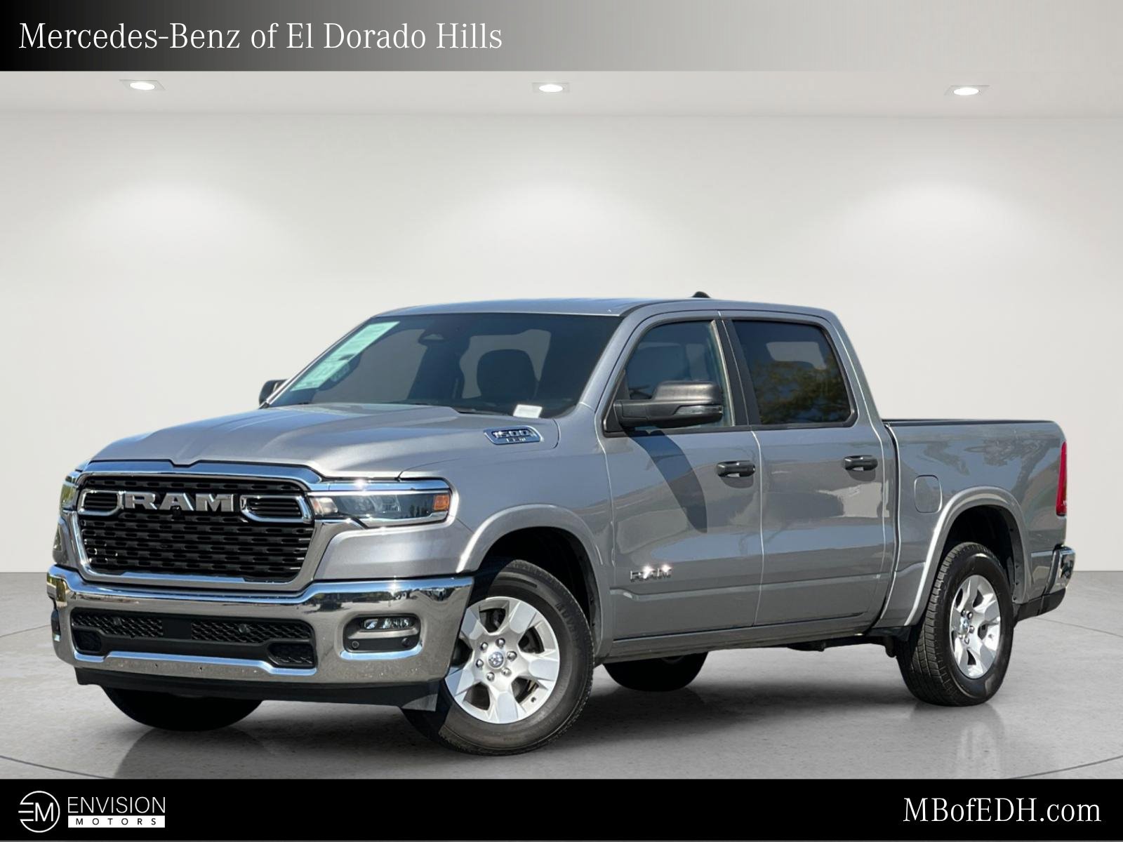 Used 2025 RAM 1500 Big Horn AWD/4WD image 1
