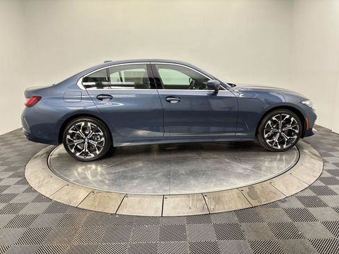 New 2026 BMW 330i xDrive Sedan w/ Convenience Package AWD/4WD image 17