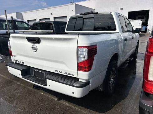 Used 2024 Nissan Titan SV w/ Accessory Utility Package AWD/4WD image 7