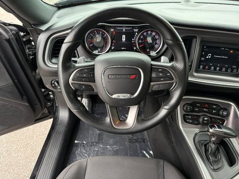 Used 2019 Dodge Challenger R/T RWD image 14