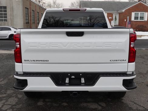 Used 2023 Chevrolet Silverado 1500 Custom image 8