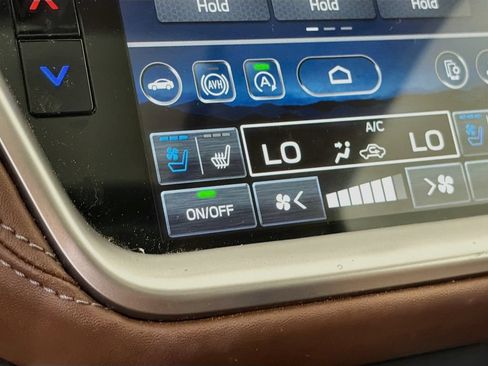 Used 2024 Subaru Outback Touring XT AWD/4WD image 26