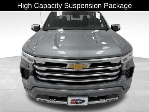 Certified 2024 Chevrolet Silverado 1500 High Country w/ Technology Package AWD/4WD image 7