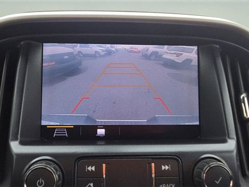 Used 2019 GMC Canyon SLE image 35