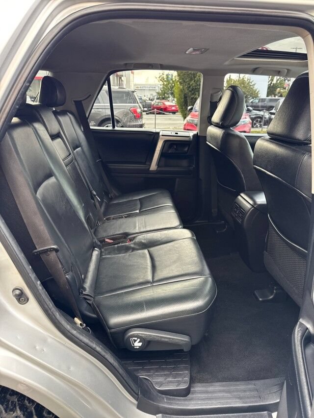 Used 2012 Toyota 4Runner Limited AWD/4WD image 15