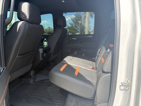 Used 2026 GMC Sierra 3500 AT4 w/ AT4 Premium Plus Package AWD/4WD image 6
