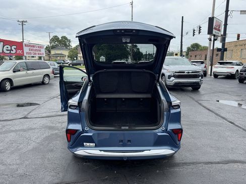 Used 2025 Buick Envista Avenir FWD image 28