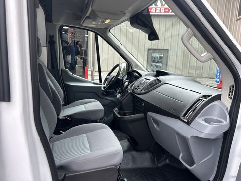 Used 2017 Ford Transit 250 148 Medium Roof RWD image 8