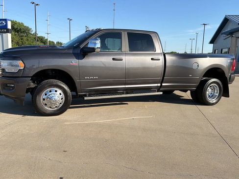 Used 2023 RAM 3500 Laramie AWD/4WD image 7
