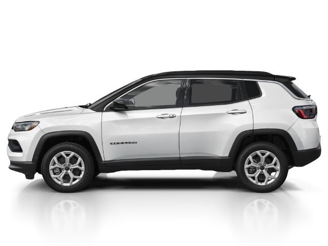 Used 2025 Jeep Compass Latitude w/ Altitude Special Edition AWD/4WD image 5