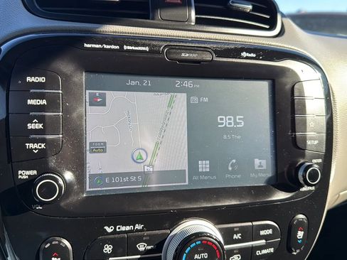 Used 2019 Kia Soul + w/ Primo Package image 26