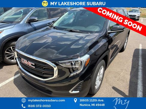 Used 2021 GMC Terrain SLE w/ Driver Convenience Package AWD/4WD image 3