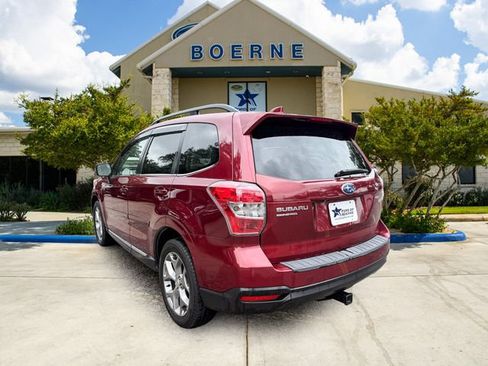Used 2016 Subaru Forester 2.5i Touring AWD/4WD image 3