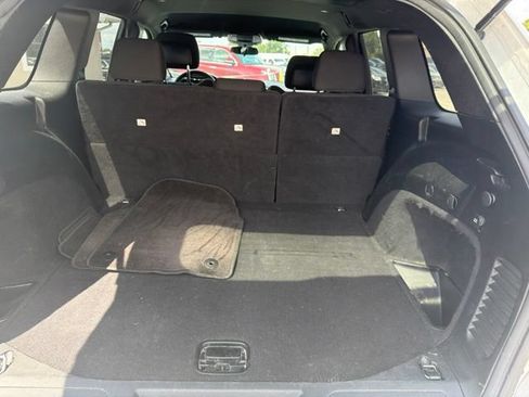 Used 2018 Jeep Grand Cherokee Laredo RWD image 17