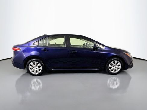 Used 2022 Toyota Corolla LE FWD image 11