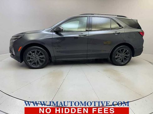 Used 2023 Chevrolet Equinox RS w/ RS Leather Package image 2