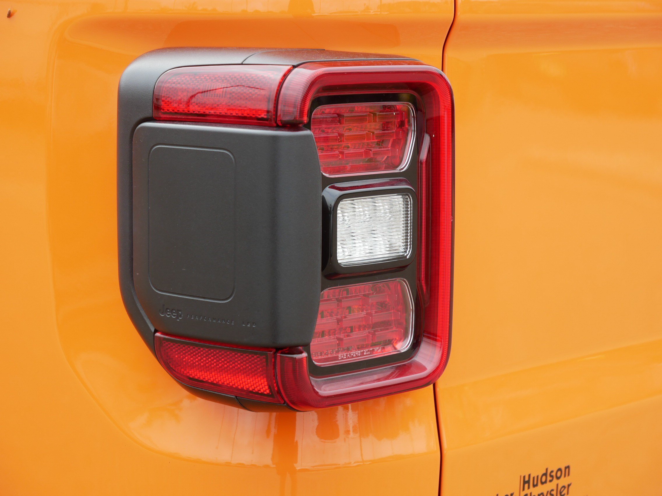 Used 2025 Jeep Gladiator Sport AWD/4WD image 17
