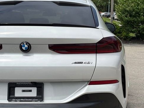Certified 2024 BMW X6 xDrive40i w/ M Sport Professional Package AWD/4WD image 7