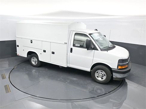 New 2025 Chevrolet Express 3500 w/ Power Convenience Package image 1