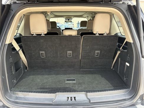 Used 2023 Ford Expedition Limited AWD/4WD image 29