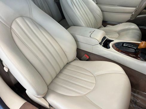 Used 1999 Jaguar XK8 Convertible RWD image 14