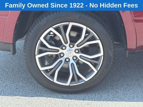 Used 2025 RAM 1500 Tungsten AWD/4WD image 17