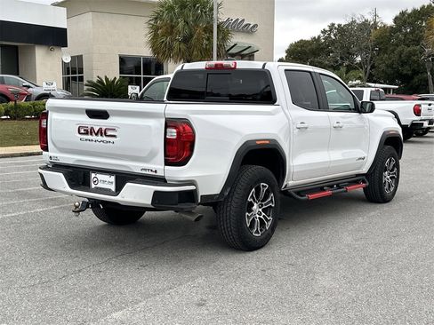 Used 2025 GMC Canyon AT4 image 7