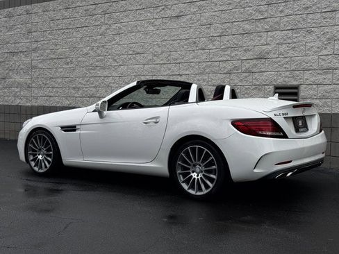 Used 2017 Mercedes-Benz SLC 300 image 2
