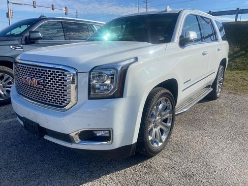 Used 2017 GMC Yukon Denali w/ Open Road Package image 4