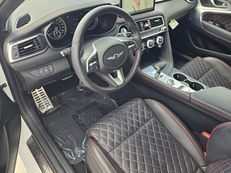 Used 2023 Genesis G70 3.3T w/ Sport Prestige Package RWD image 3