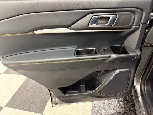 New 2026 Ford Explorer Tremor w/ Tremor Convenience Package image 18