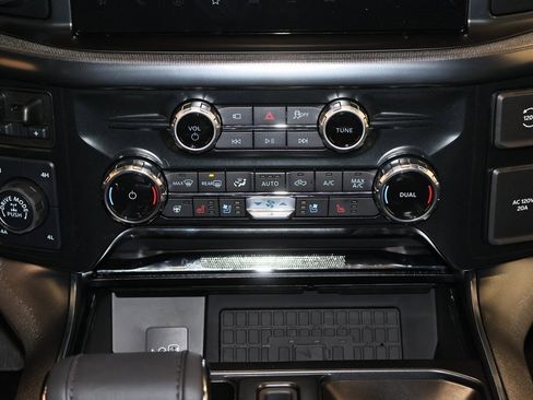 New 2025 Ford F150 Platinum w/ Equipment Group 702A High image 26