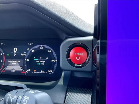Used 2025 Toyota 4Runner TRD Pro AWD/4WD image 32