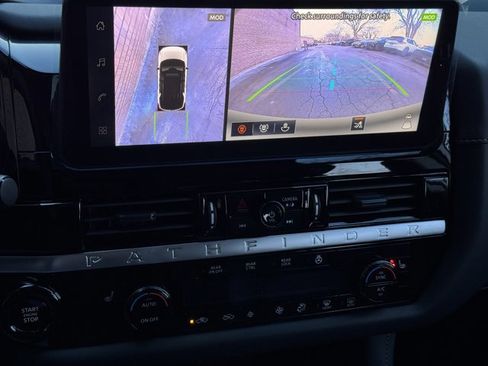 New 2026 Nissan Pathfinder SL image 16